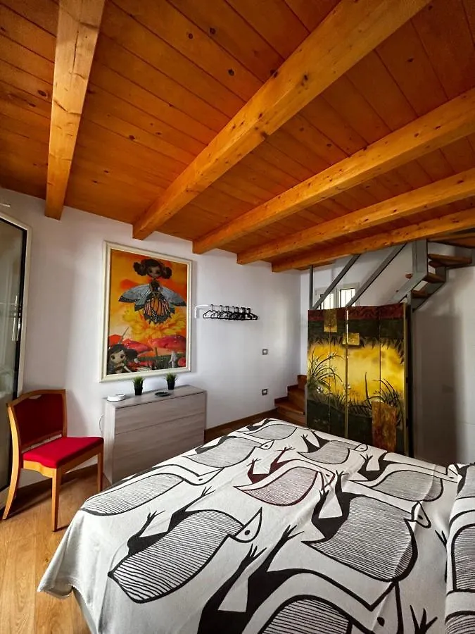 Borgo Degli Svevi Vila Bari 0*,  Itália