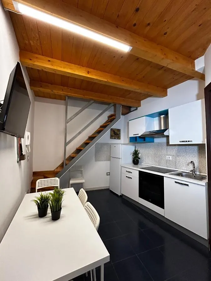 Borgo Degli Svevi Vila Bari 0*,  Itália