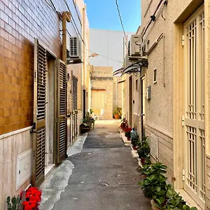 A Un Passo Dal Volo Bari