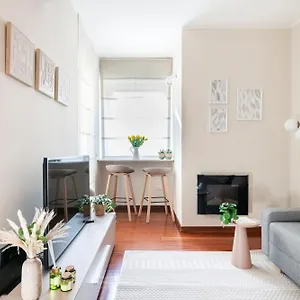 Fully Furnished Flat Arco Della Pace By Easylife Milano